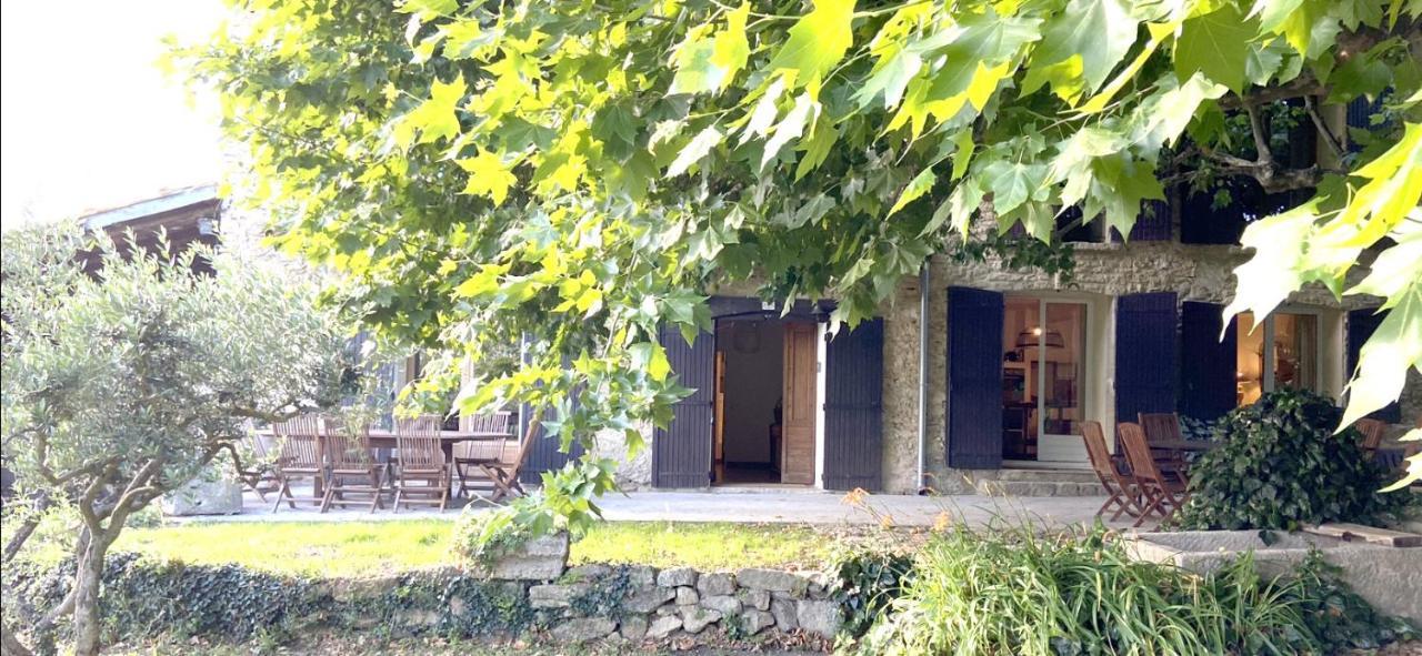 Villa Mas dans la campagne pour loisirs et télétravail Sarrians Esterno foto