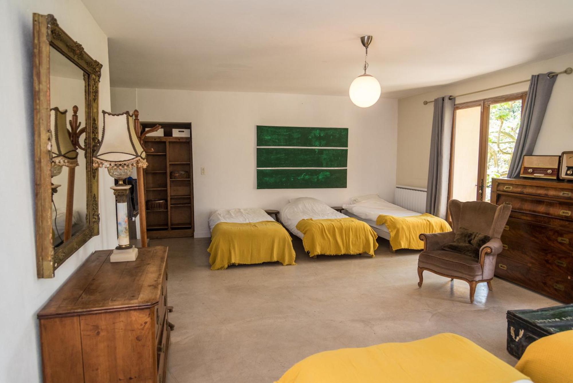 Villa Mas dans la campagne pour loisirs et télétravail Sarrians Esterno foto